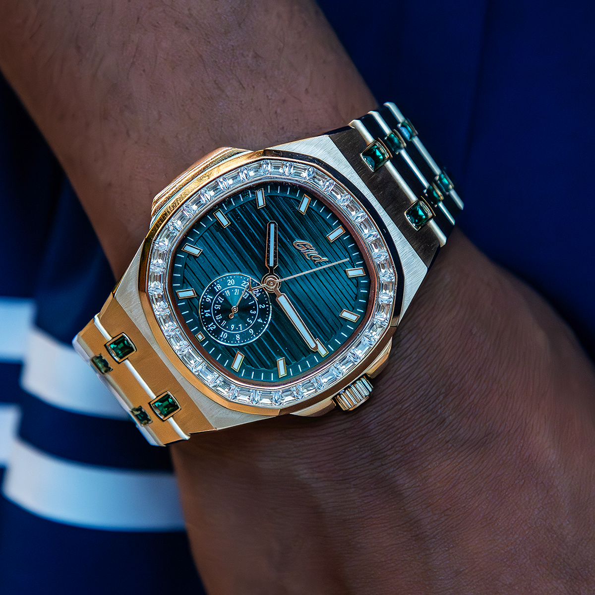 39MM Visionary Moissanite Iced Emerald Stone Band Watch - Yellow Gold